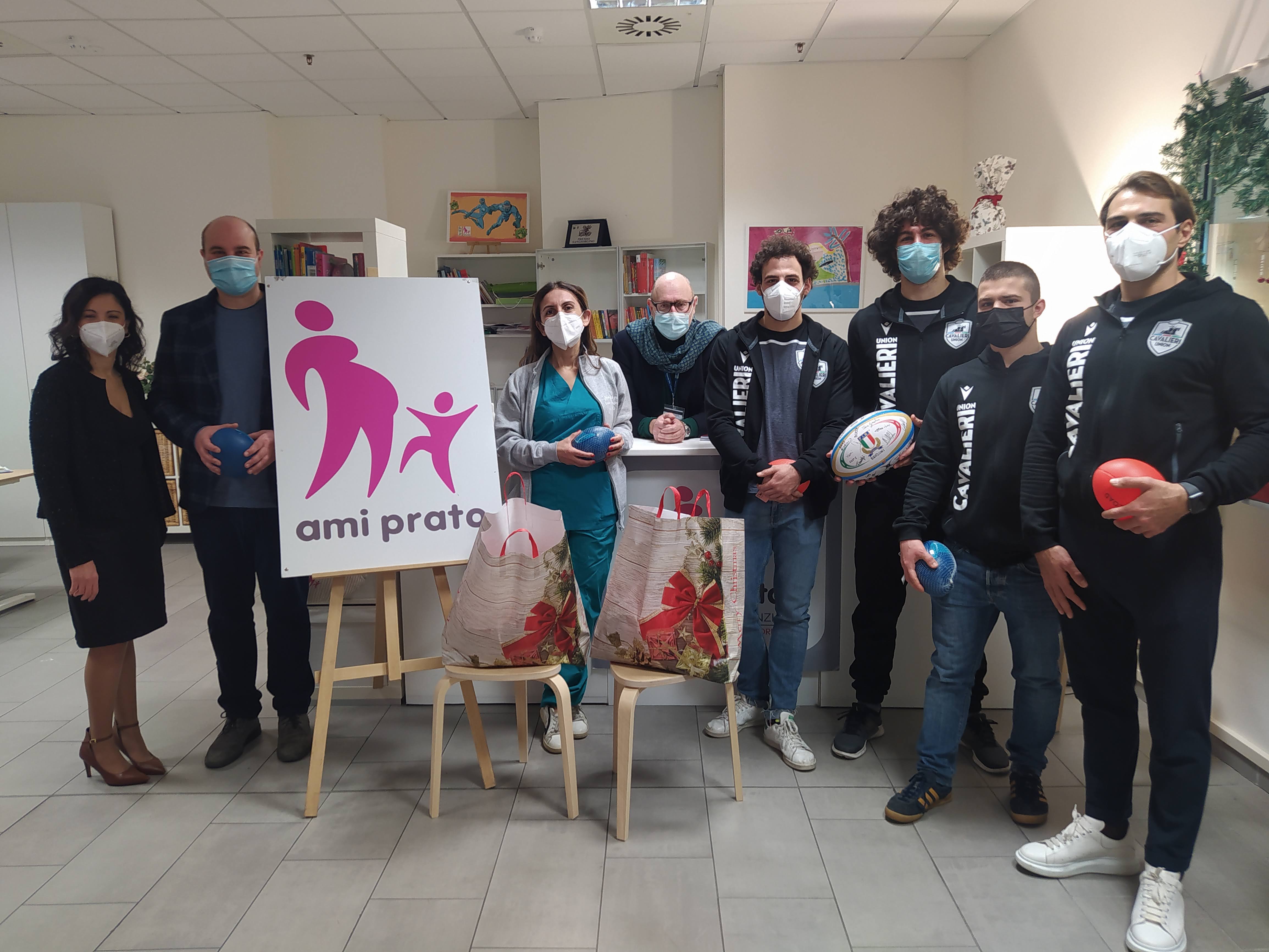Cavalieri Union e Fondazione AMI regalano un sorriso alle mamme dell'Ospedale Santo Stefano di Prato
